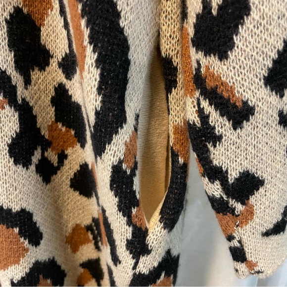 Knox Rose size Small leopard 🐆 print long cardigan with pockets - Picture 10 of 10